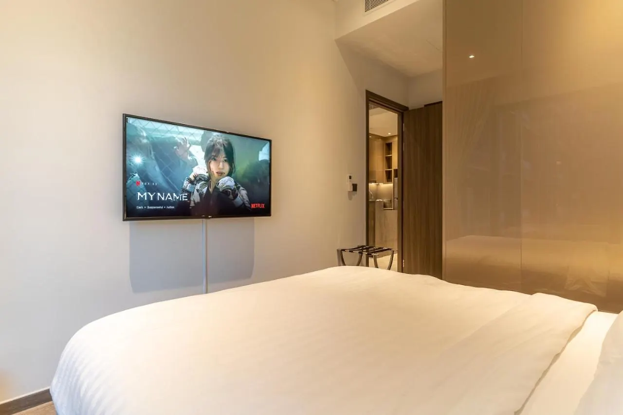 The Rixx Fancy Apartment In The Heart Of D1 With Infinity Pool, Skyline Gym, Sauna, Jacuzzi Ho Chi Minh City